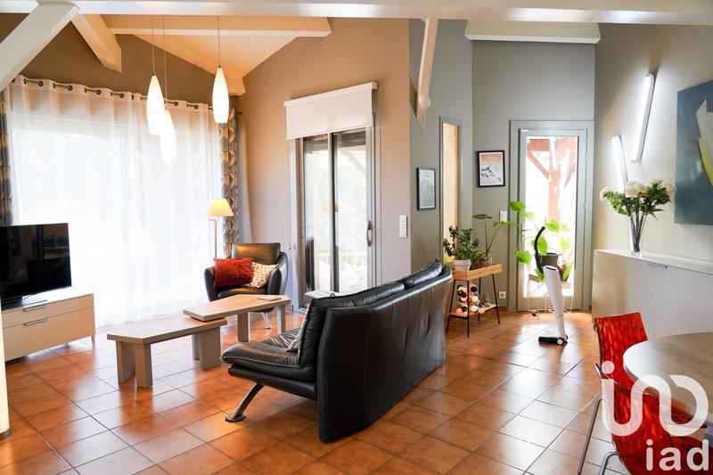 Maison - 163 m² - 7 pièces