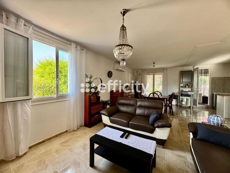 Maison - 98 m² - 4 pièces