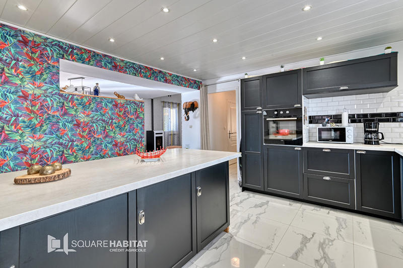 Maison - 140 m² - 6 pièces