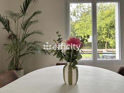 Maison - 123 m² - 4 pièces