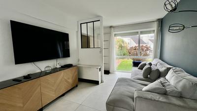 Maison - 104 m² - 6 pièces