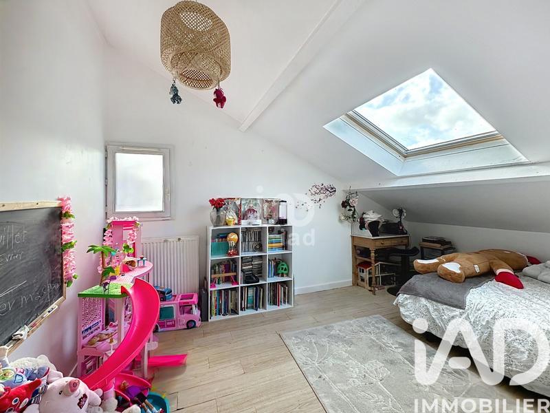 Maison - 192 m² - 9 pièces