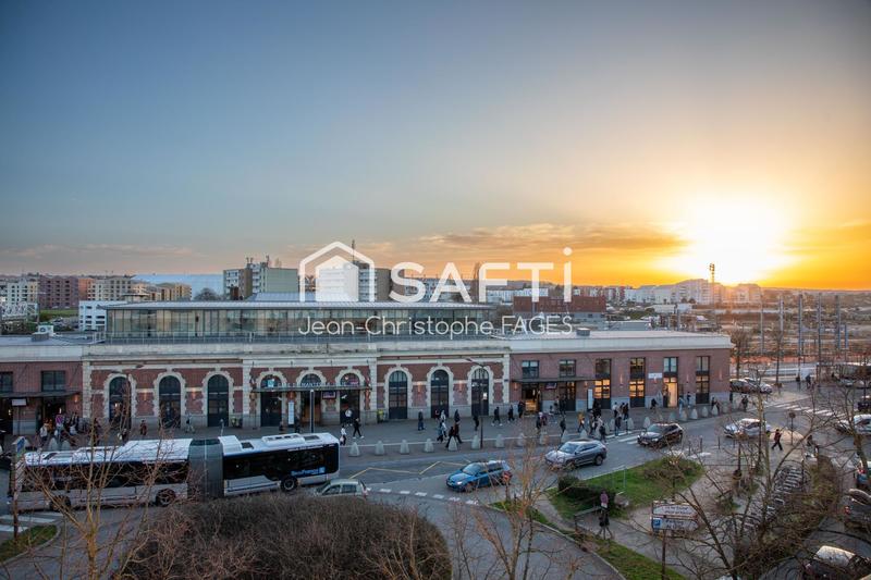 Appartement - 89 m² - 5 pièces