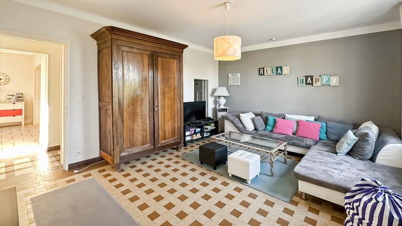 Propriété - 437 m² - 20 pièces