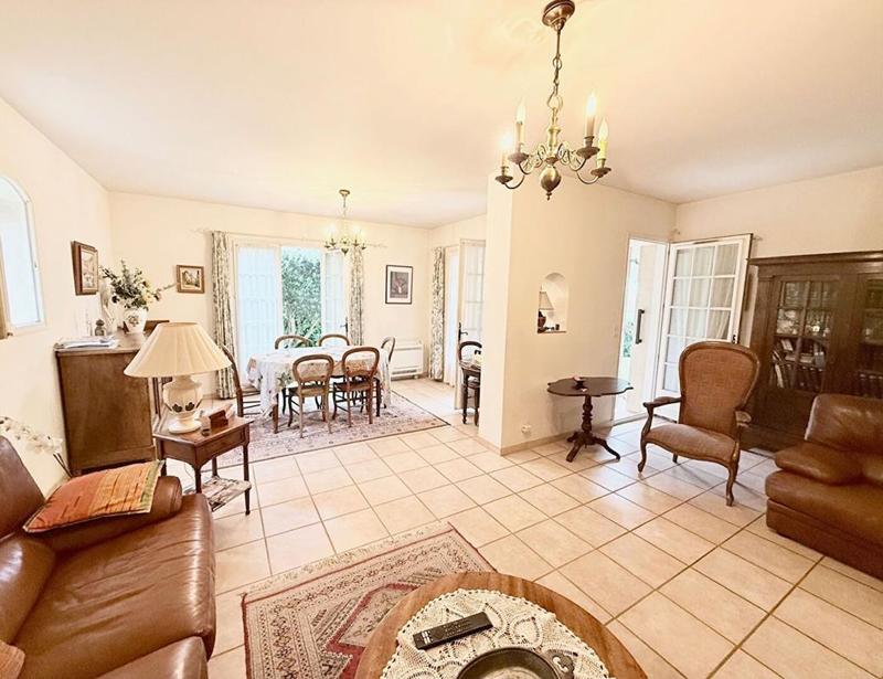 Villa - 112 m² - 6 pièces