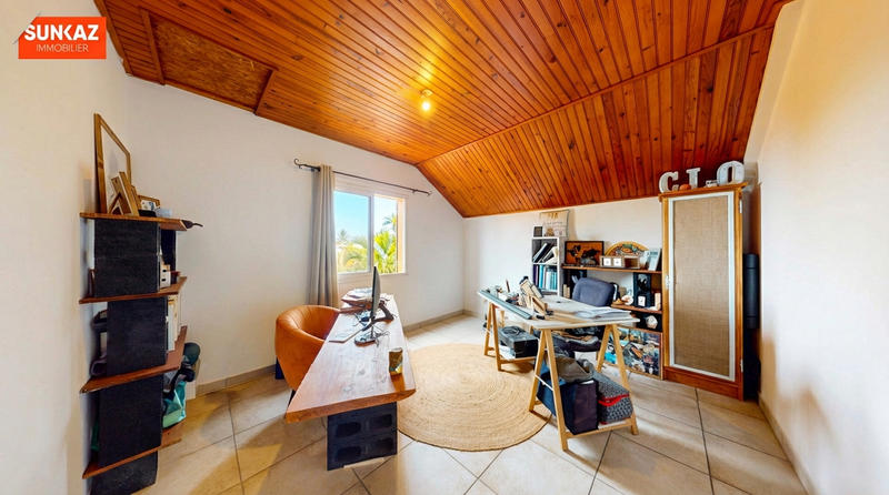 Maison - 122 m² - 4 pièces