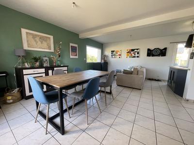 Maison contemporaine - 98 m² - 6 pièces