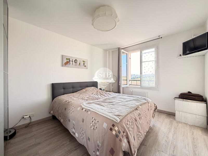 Maison traditionnelle - 91 m² - 6 pièces