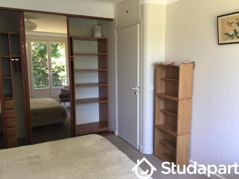 Chambre - 15 m² - 1 pièce