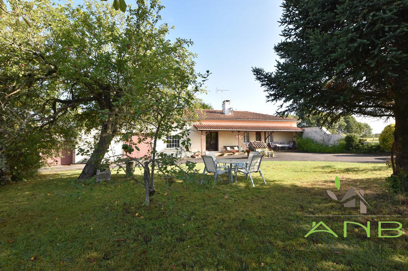 Maison - 102 m² - 5 pièces