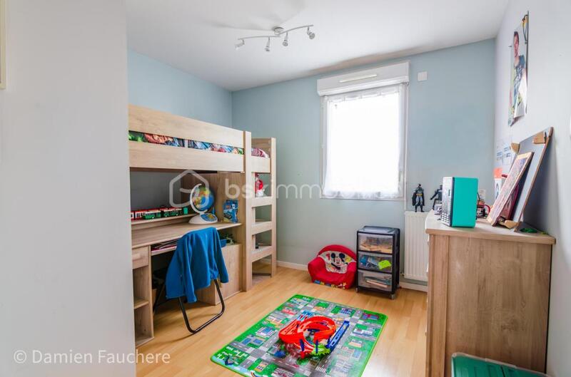 Maison - 90 m² - 5 pièces