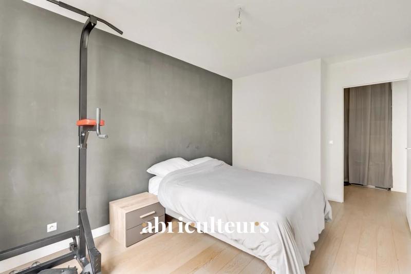 Appartement ancien - 69 m² - 3 pièces