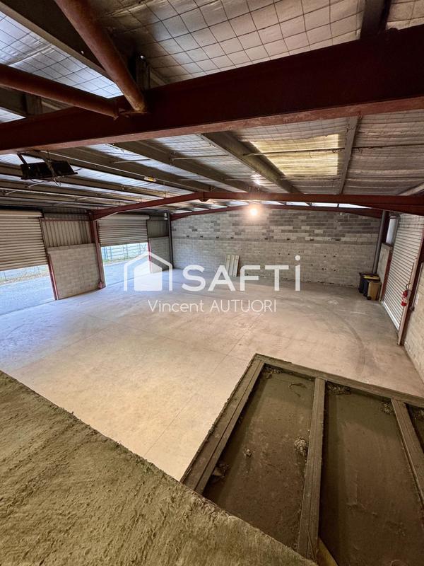 Local commercial - 450 m² - 2 pièces