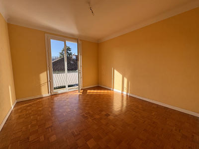 Appartement - 84 m² - 3 pièces