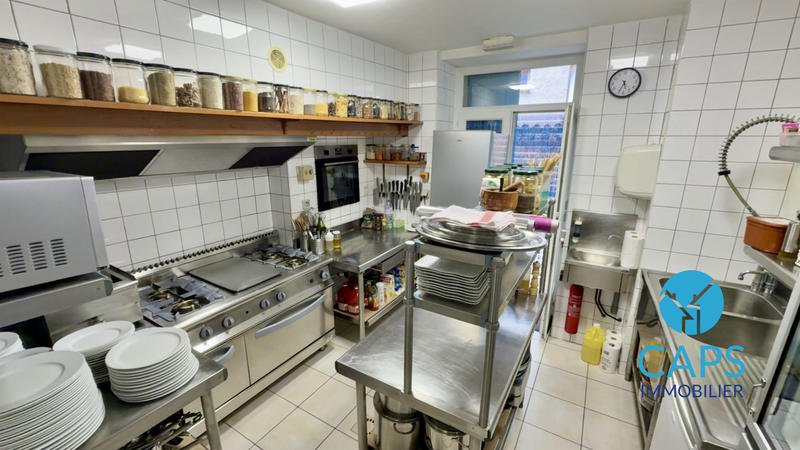 Local commercial - 160 m² - 3 pièces