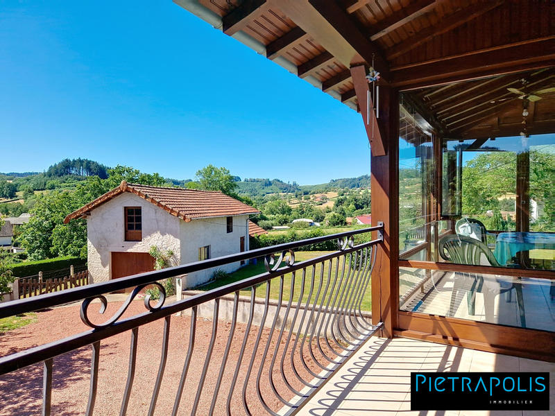 Maison - 102 m² - 5 pièces