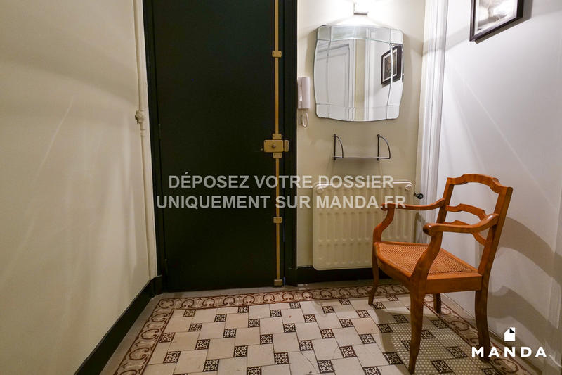 Appartement - 75 m² - 2 pièces