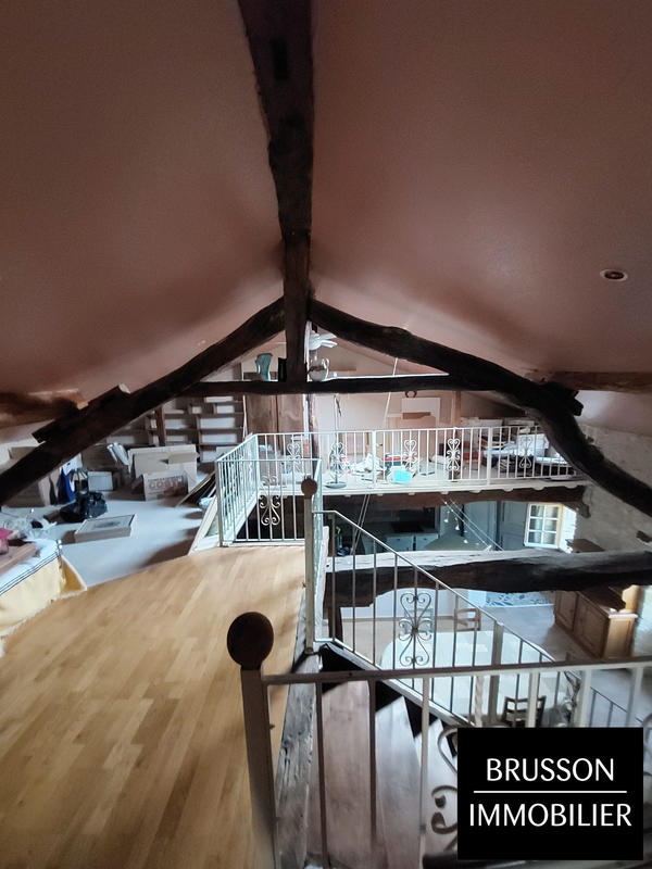 Maison ancienne - 230 m² - 14 pièces