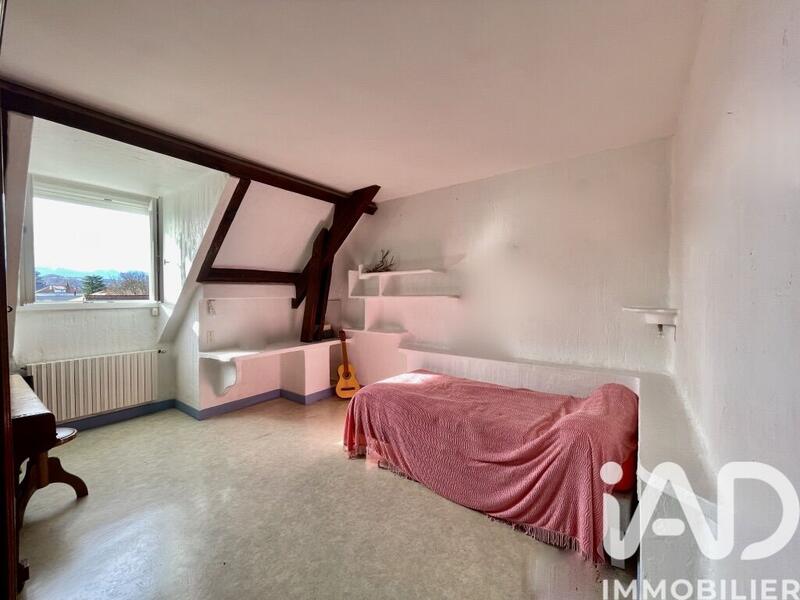 Maison - 163 m² - 7 pièces