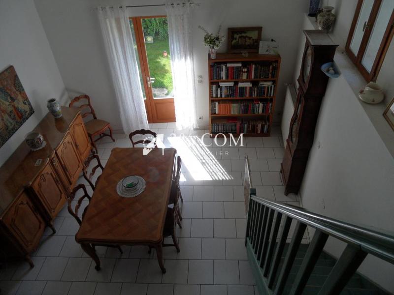 Propriété - 232 m² - 11 pièces