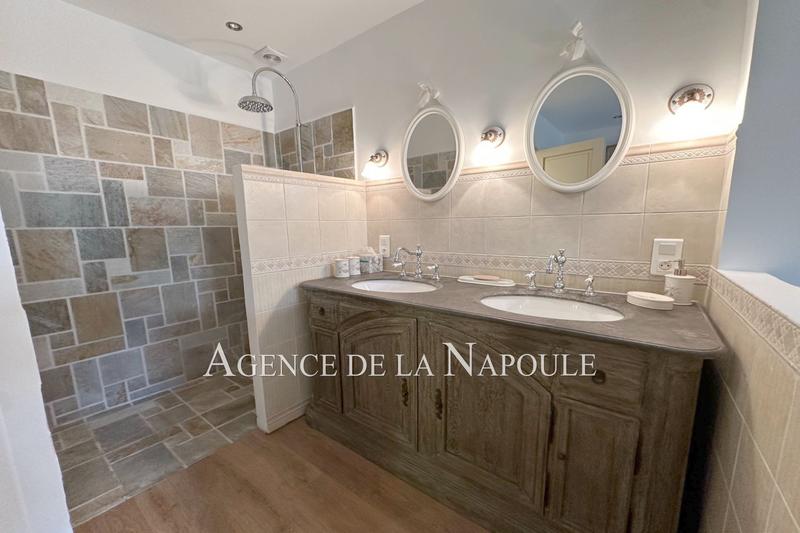 Mas - 130 m² - 6 pièces