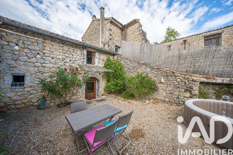 Maison de village - 97 m² - 4 pièces