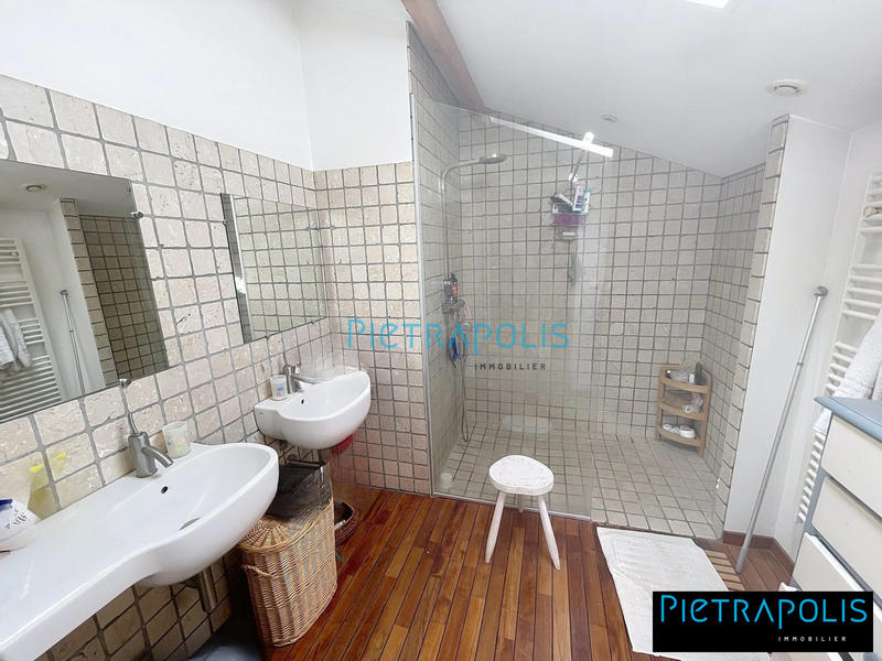 Appartement - 170 m² - 4 pièces