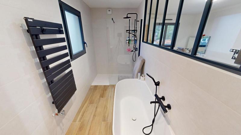 Villa - 136 m² - 6 pièces