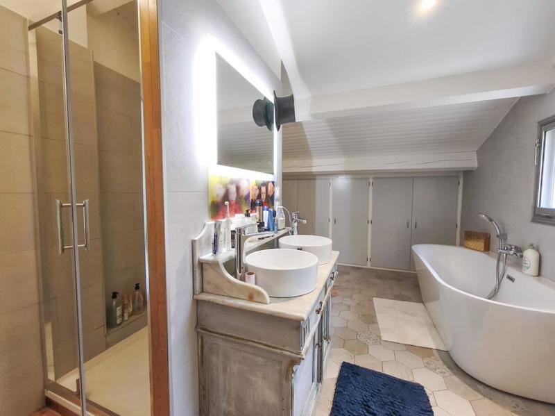 Maison ancienne - 276 m² - 6 pièces