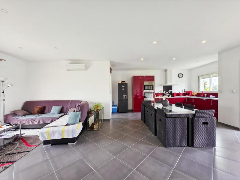 Maison - 80 m² - 4 pièces