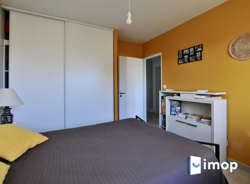 Villa - 90 m² - 4 pièces