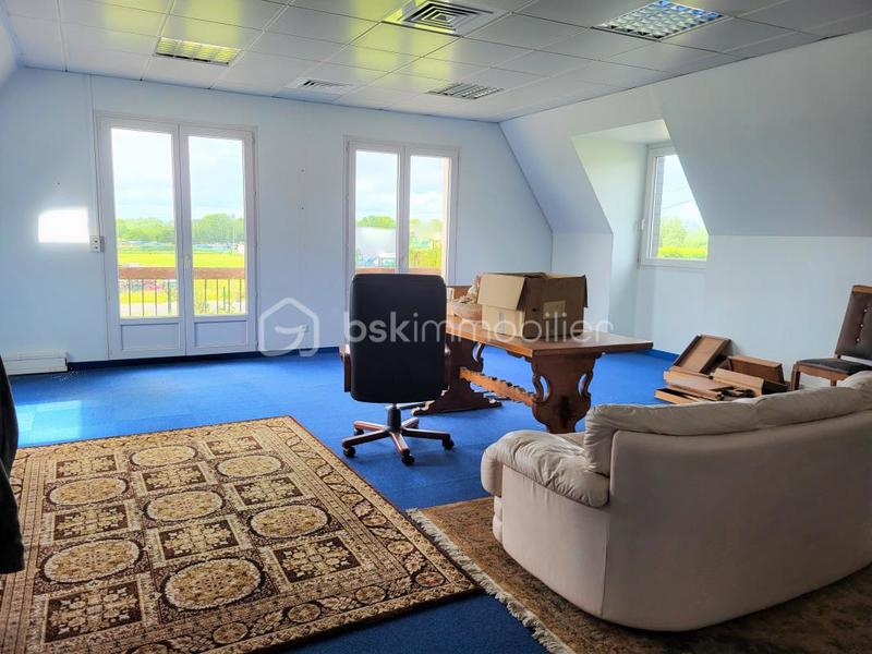 Local commercial - 800 m² - 13 pièces