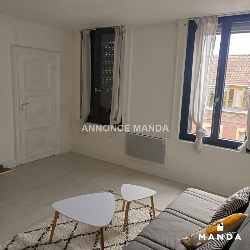 Studio - 30 m² - 1 pièce