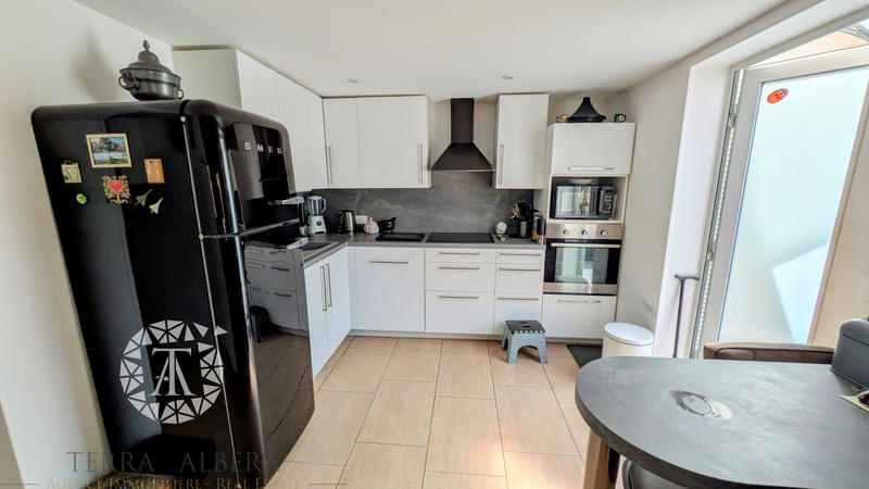 Villa - 145 m² - 6 pièces