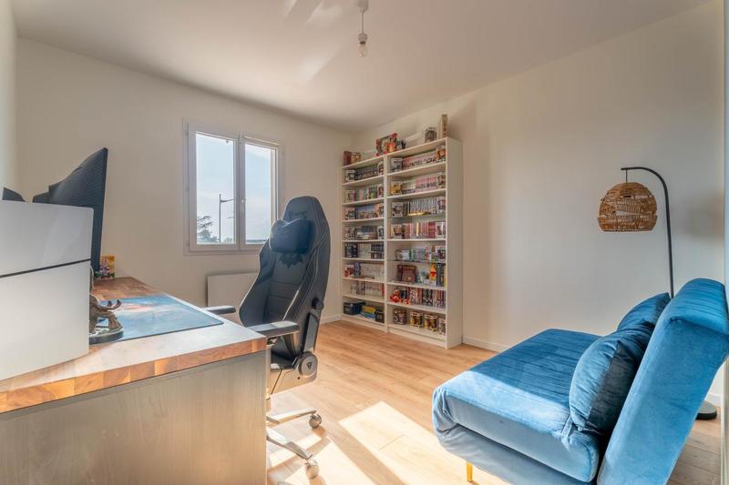 Maison - 111 m² - 4 pièces