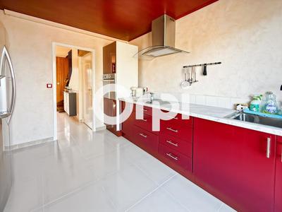 Maison - 82 m² - 4 pièces