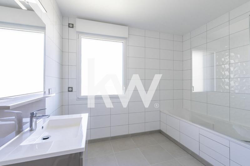 Appartement - 125 m² - 5 pièces