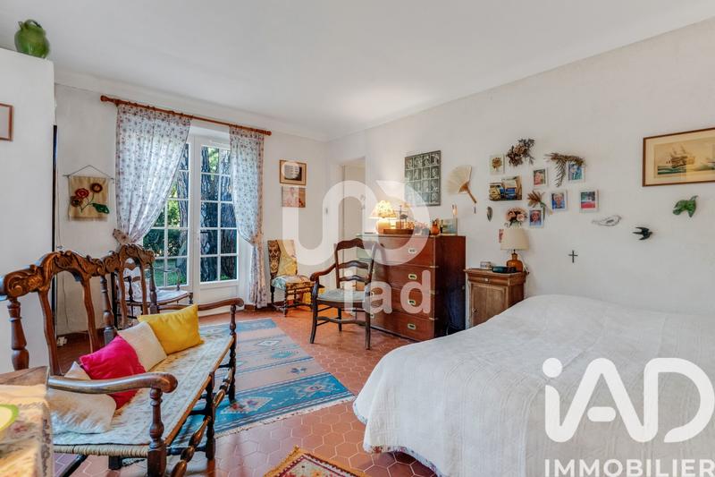 Maison - 194 m² - 8 pièces