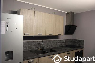 Chambre - 13 m² - 1 pièce