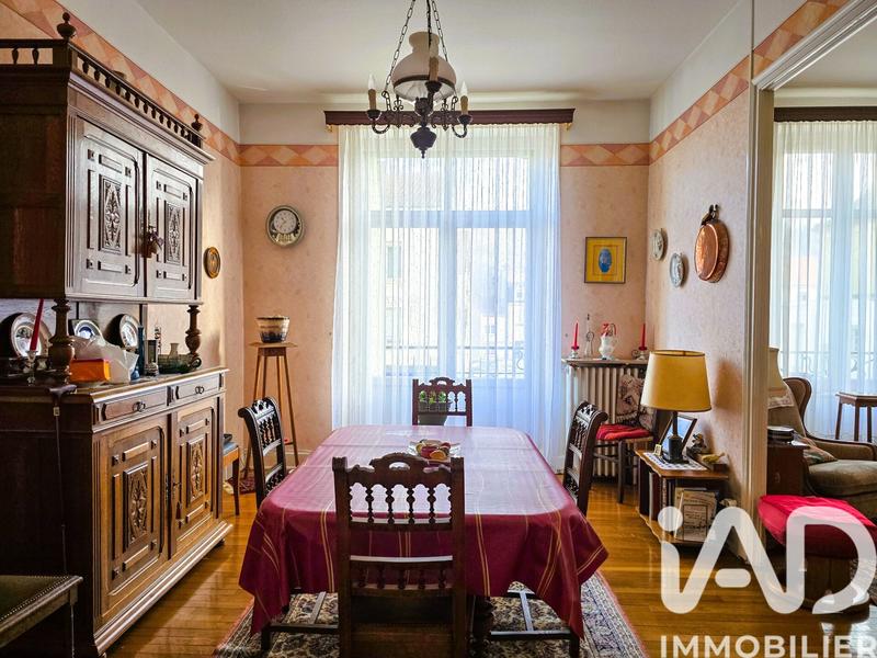 Appartement - 102 m² - 5 pièces