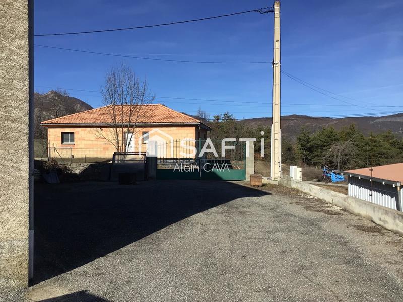 Maison - 150 m² - 4 pièces