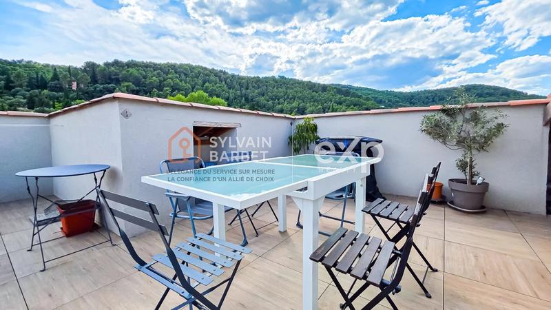 Appartement - 100 m² - 4 pièces