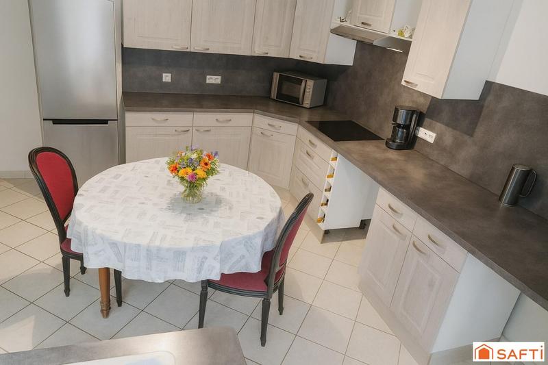 Maison - 81 m² - 4 pièces