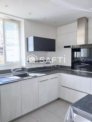 Maison - 165 m² - 7 pièces