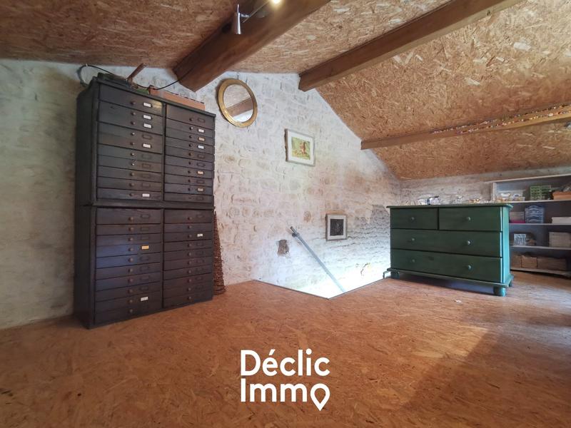 Maison en pierre - 111 m² - 5 pièces