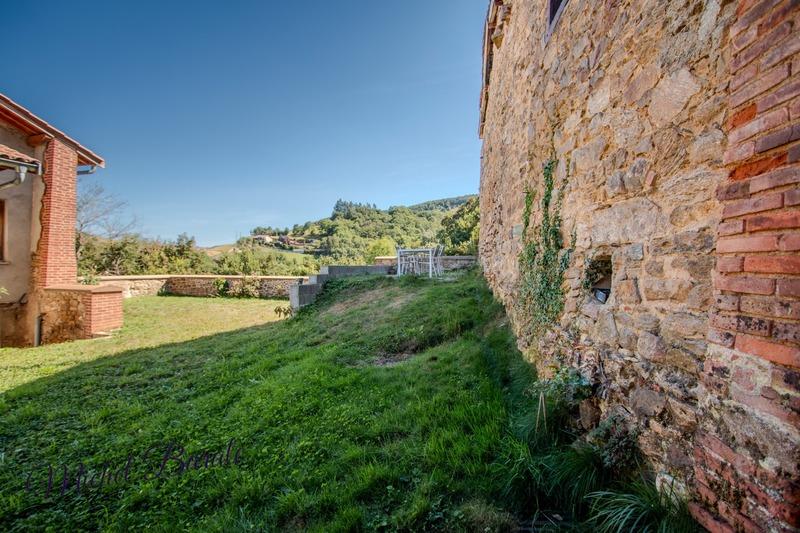 Corps de ferme - 220 m² - 8 pièces