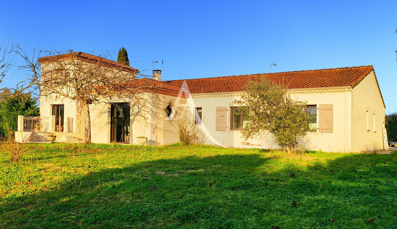 Maison - 184 m² - 7 pièces