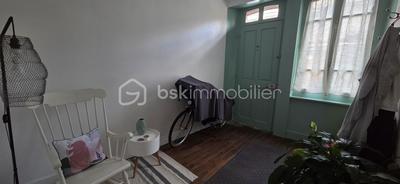 Maison - 101 m² - 6 pièces