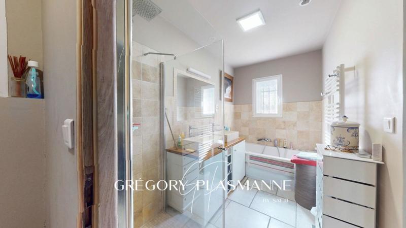 Villa - 188 m² - 8 pièces