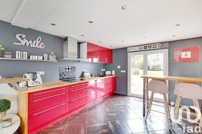 Maison - 187 m² - 8 pièces